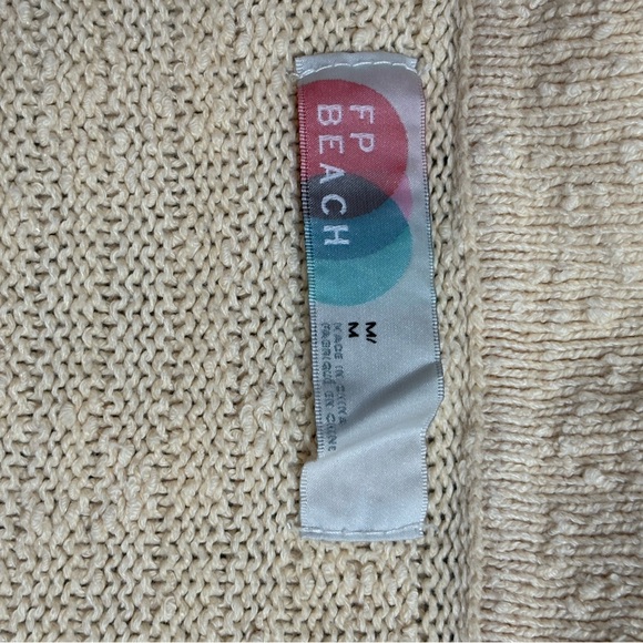 Free‎ People Beach Beige Carter Knit Sweater and Shorts Set Size Medium EUC - Picture 9 of 9